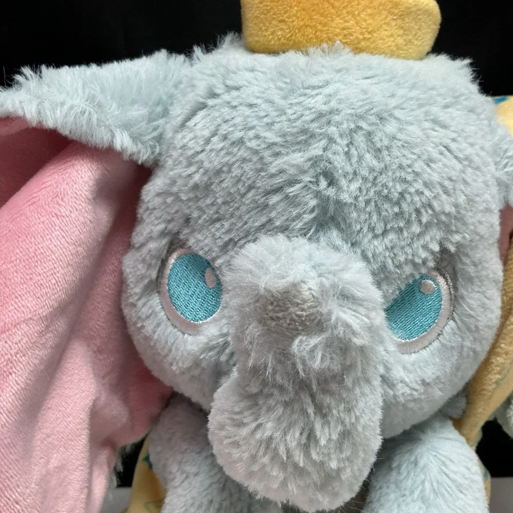Disney Babies Dumbo in a Blanket Pouch/Swaddle 10
